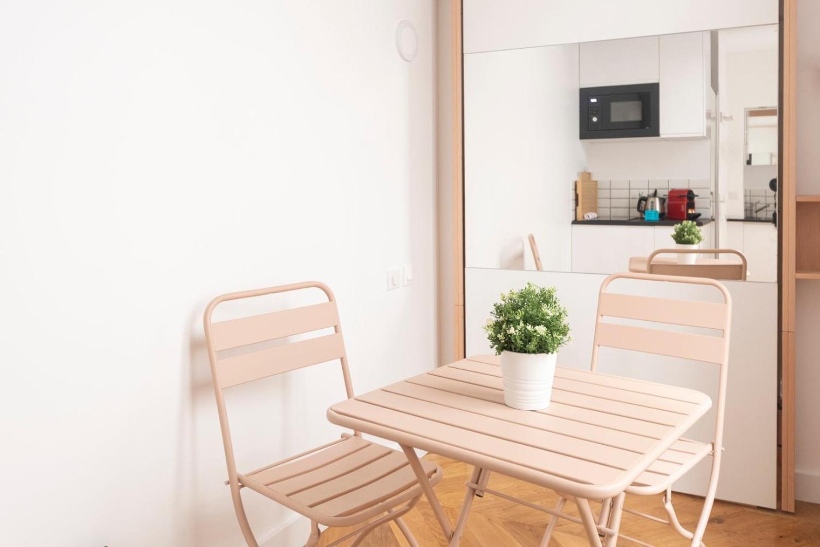 פריז Super Central Mini Studio - 2 Pax, Murphy Bed מראה חיצוני תמונה